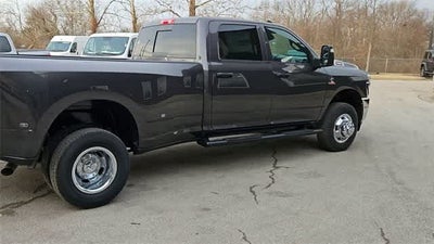 2026 RAM 3500 RAM 3500 TRADESMAN CREW CAB 4X4 8' BOX