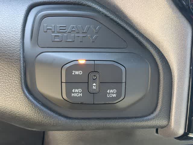2026 RAM 3500 RAM 3500 TRADESMAN CREW CAB 4X4 8' BOX