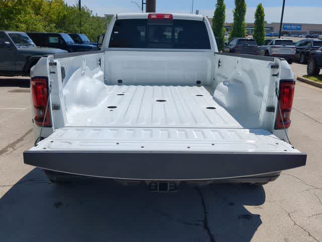 2026 RAM 3500 RAM 3500 TRADESMAN CREW CAB 4X4 8' BOX