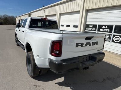 2026 RAM 3500 RAM 3500 TRADESMAN CREW CAB 4X4 8' BOX
