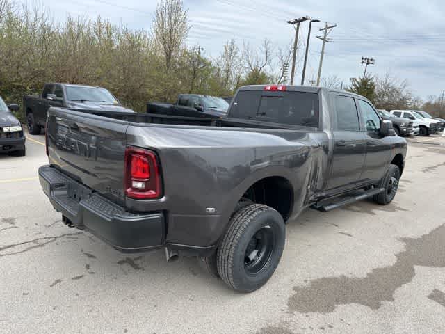2026 RAM 3500 RAM 3500 TRADESMAN CREW CAB 4X4 8' BOX