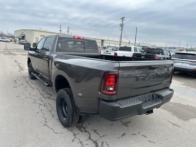 2026 RAM 3500 RAM 3500 TRADESMAN CREW CAB 4X4 8' BOX