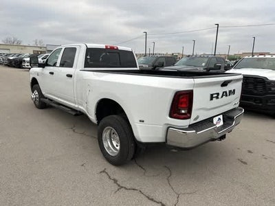 2026 RAM 3500 RAM 3500 TRADESMAN CREW CAB 4X4 8' BOX