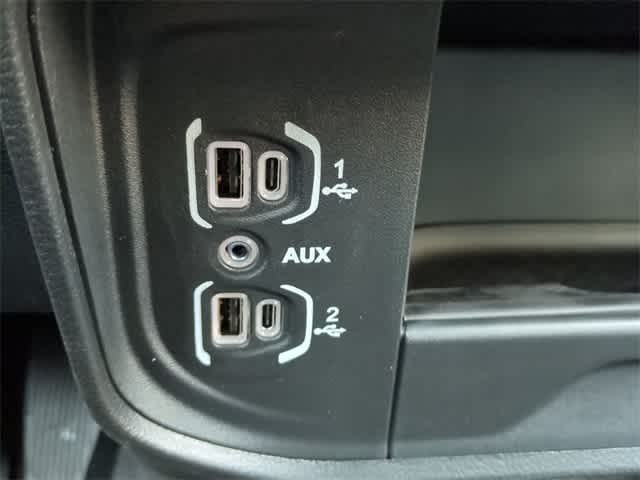 2026 RAM 3500 RAM 3500 TRADESMAN CREW CAB 4X4 8' BOX