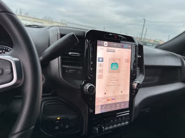 2026 RAM 3500 RAM 3500 TRADESMAN CREW CAB 4X4 8' BOX