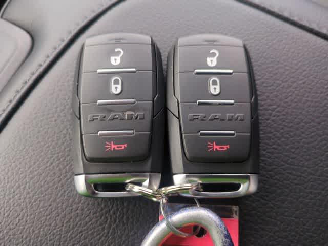 2026 RAM 3500 RAM 3500 TRADESMAN CREW CAB 4X4 8' BOX