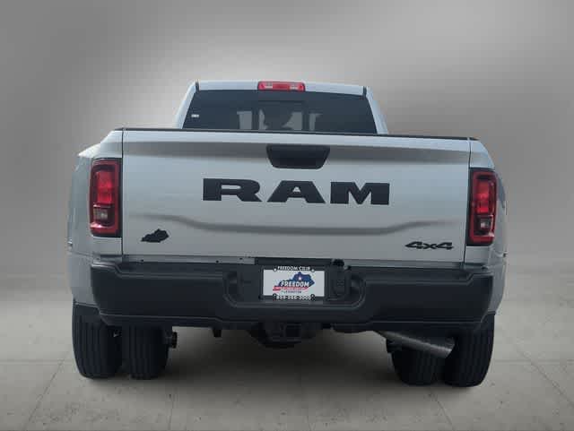 2026 RAM 3500 RAM 3500 TRADESMAN CREW CAB 4X4 8' BOX