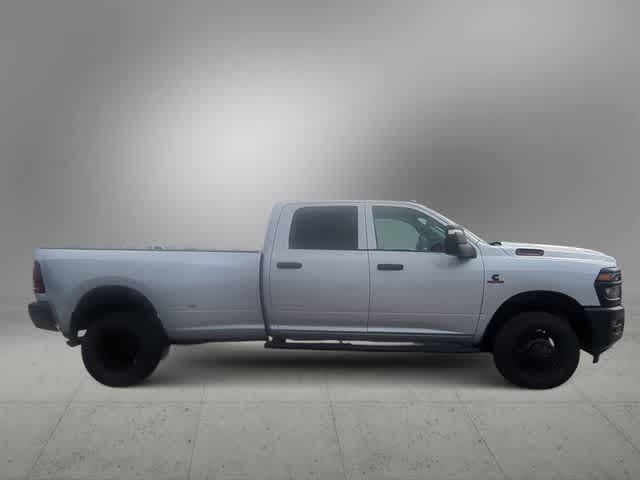 2026 RAM 3500 RAM 3500 TRADESMAN CREW CAB 4X4 8' BOX
