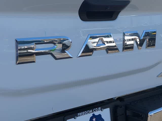 2026 RAM 3500 RAM 3500 TRADESMAN CREW CAB 4X4 8' BOX