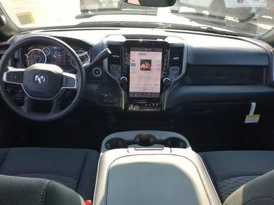 2026 RAM 3500 RAM 3500 TRADESMAN CREW CAB 4X4 8' BOX