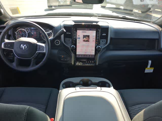 2026 RAM 3500 RAM 3500 TRADESMAN CREW CAB 4X4 8' BOX