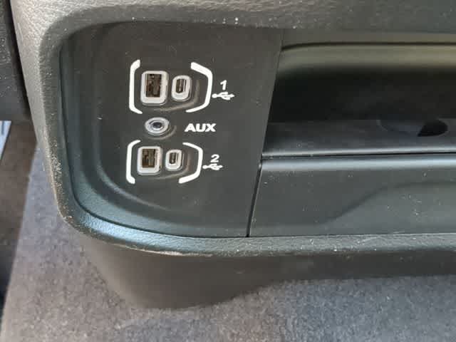 2026 RAM 3500 RAM 3500 TRADESMAN CREW CAB 4X4 8' BOX