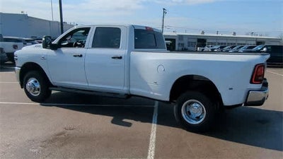 2026 RAM 3500 RAM 3500 TRADESMAN CREW CAB 4X4 8' BOX