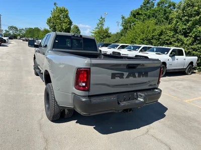 2026 RAM 3500 RAM 3500 TRADESMAN CREW CAB 4X4 8' BOX