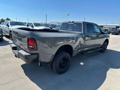 2026 RAM 3500 RAM 3500 TRADESMAN CREW CAB 4X4 8' BOX