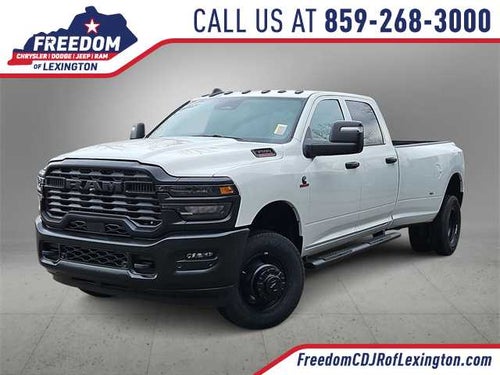 2026 RAM 3500 RAM 3500 TRADESMAN CREW CAB 4X4 8' BOX
