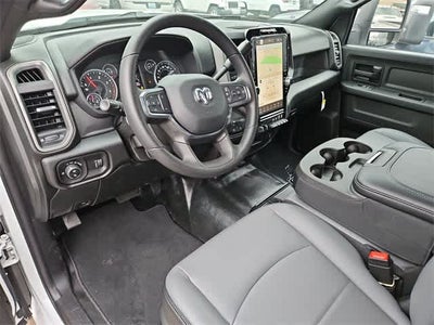 2026 RAM 3500 RAM 3500 TRADESMAN CREW CAB 4X4 8' BOX