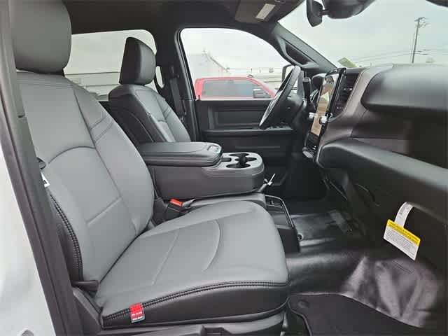 2026 RAM 3500 RAM 3500 TRADESMAN CREW CAB 4X4 8' BOX