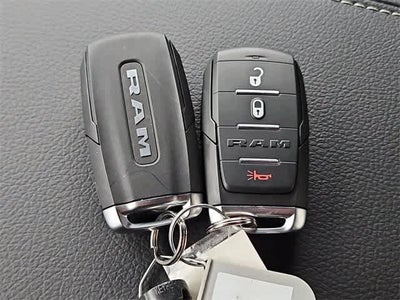 2026 RAM 3500 RAM 3500 TRADESMAN CREW CAB 4X4 8' BOX