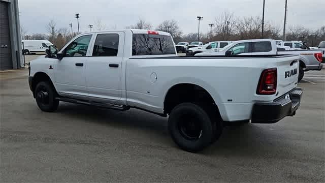 2026 RAM 3500 RAM 3500 TRADESMAN CREW CAB 4X4 8' BOX