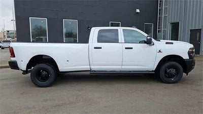 2026 RAM 3500 RAM 3500 TRADESMAN CREW CAB 4X4 8' BOX