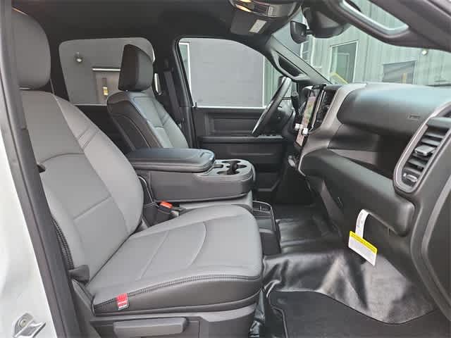 2026 RAM 3500 RAM 3500 TRADESMAN CREW CAB 4X4 8' BOX