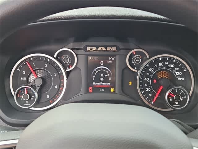 2026 RAM 3500 RAM 3500 TRADESMAN CREW CAB 4X4 8' BOX