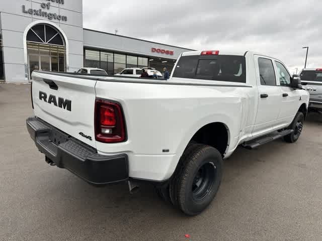 2026 RAM 3500 RAM 3500 TRADESMAN CREW CAB 4X4 8' BOX