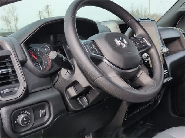 2026 RAM 3500 RAM 3500 TRADESMAN CREW CAB 4X4 8' BOX