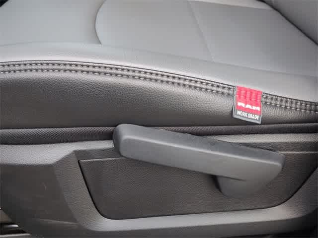 2026 RAM 3500 RAM 3500 TRADESMAN CREW CAB 4X4 8' BOX