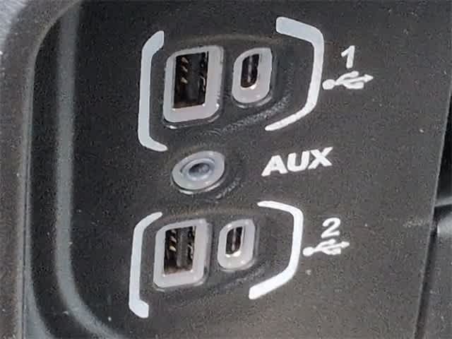 2026 RAM 3500 RAM 3500 TRADESMAN CREW CAB 4X4 8' BOX