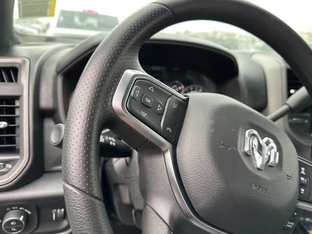 2026 RAM 3500 RAM 3500 TRADESMAN CREW CAB 4X4 8' BOX