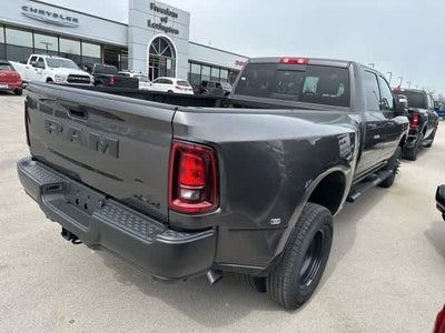 2026 RAM 3500 RAM 3500 TRADESMAN CREW CAB 4X4 8' BOX