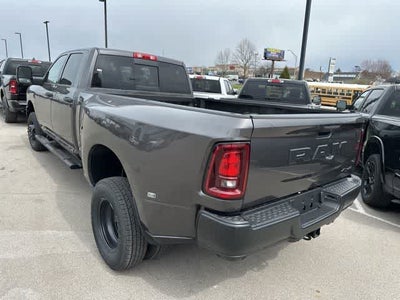 2026 RAM 3500 RAM 3500 TRADESMAN CREW CAB 4X4 8' BOX