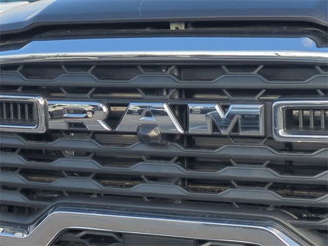 2026 RAM 3500 RAM 3500 TRADESMAN CREW CAB 4X4 8' BOX