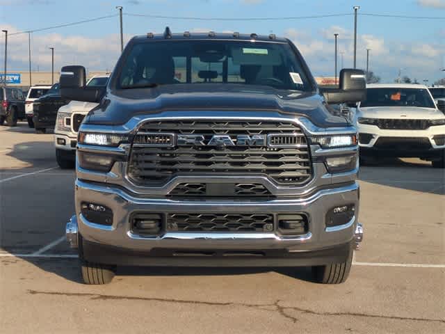 2026 RAM 3500 RAM 3500 TRADESMAN CREW CAB 4X4 8' BOX