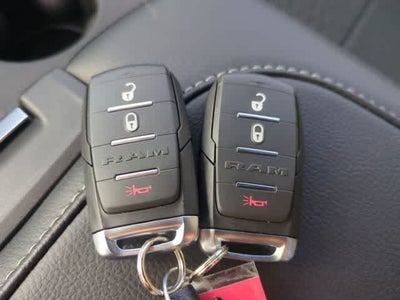 2026 RAM 3500 RAM 3500 TRADESMAN CREW CAB 4X4 8' BOX