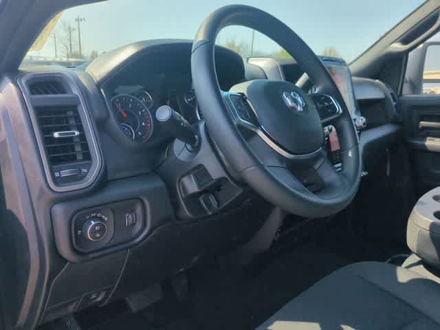 2026 RAM 3500 RAM 3500 TRADESMAN CREW CAB 4X4 8' BOX