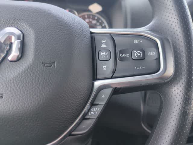 2026 RAM 3500 RAM 3500 TRADESMAN CREW CAB 4X4 8' BOX