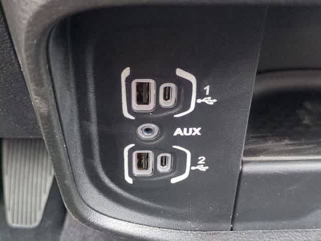 2026 RAM 3500 RAM 3500 TRADESMAN CREW CAB 4X4 8' BOX