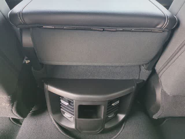 2026 RAM 3500 RAM 3500 TRADESMAN CREW CAB 4X4 8' BOX