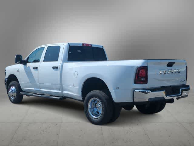 2026 RAM 3500 RAM 3500 TRADESMAN CREW CAB 4X4 8' BOX