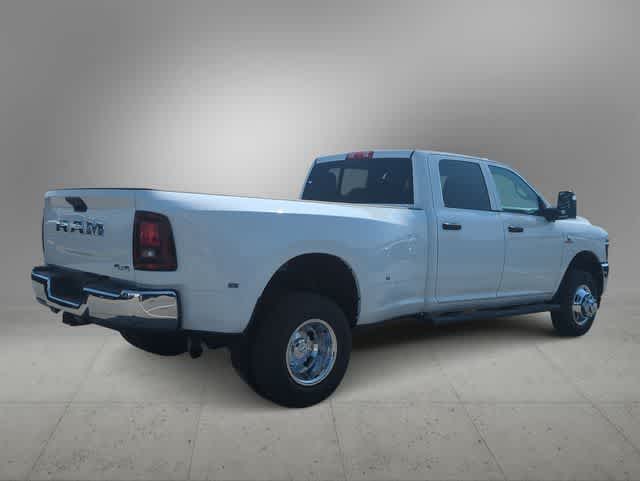 2026 RAM 3500 RAM 3500 TRADESMAN CREW CAB 4X4 8' BOX