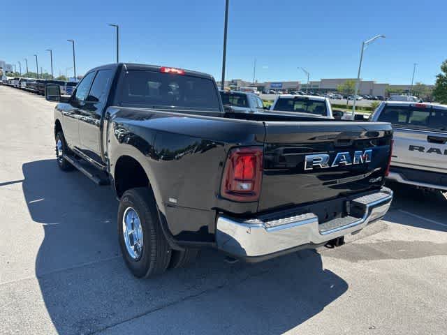 2026 RAM 3500 RAM 3500 TRADESMAN CREW CAB 4X4 8' BOX