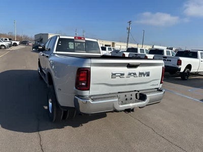 2026 RAM 3500 RAM 3500 TRADESMAN CREW CAB 4X4 8' BOX