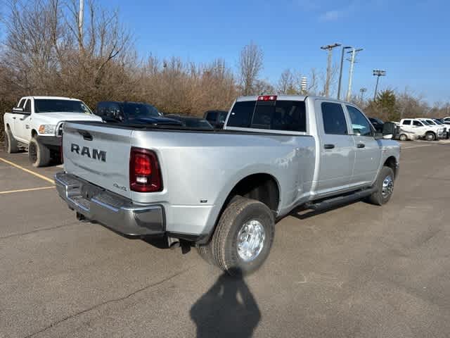 2026 RAM 3500 RAM 3500 TRADESMAN CREW CAB 4X4 8' BOX