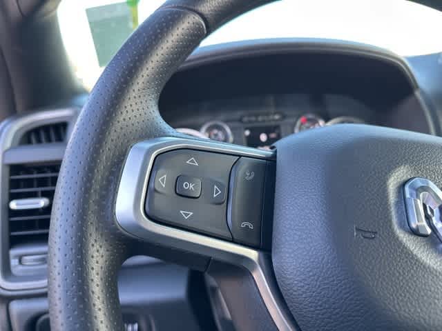 2026 RAM 3500 RAM 3500 TRADESMAN CREW CAB 4X4 8' BOX