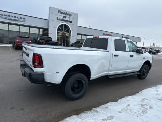 2026 RAM 3500 RAM 3500 TRADESMAN CREW CAB 4X4 8' BOX