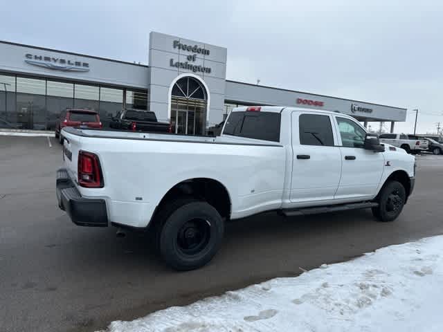 2026 RAM 3500 RAM 3500 TRADESMAN CREW CAB 4X4 8' BOX