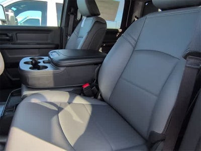 2026 RAM 3500 RAM 3500 TRADESMAN CREW CAB 4X4 8' BOX